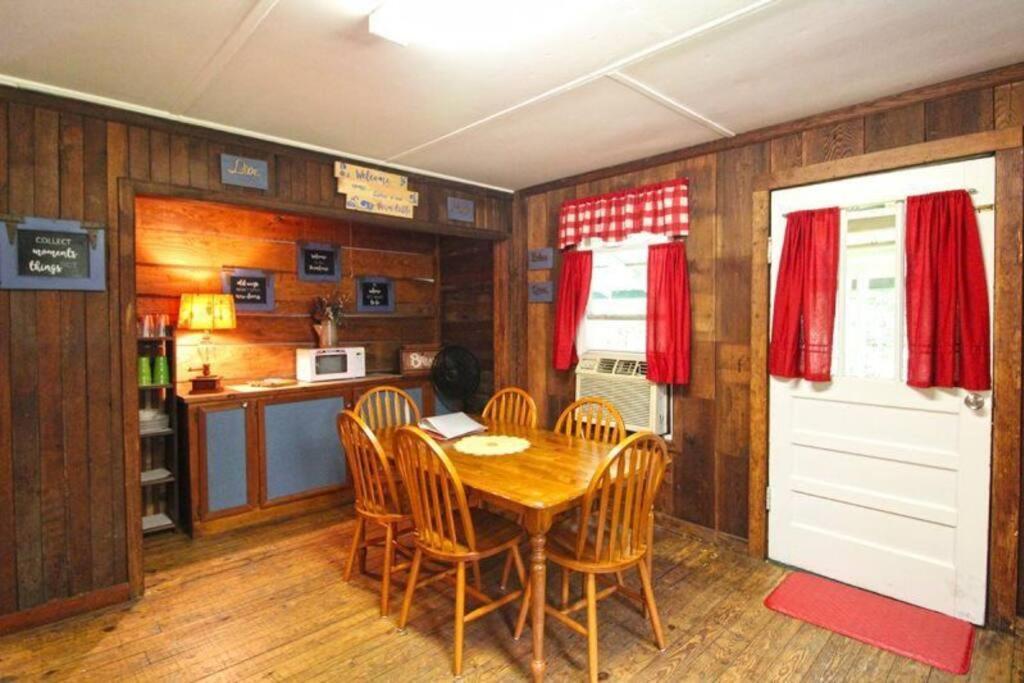 Вілла Creekside 1920'S Farmhouse Брайсон-Сіті Екстер'єр фото